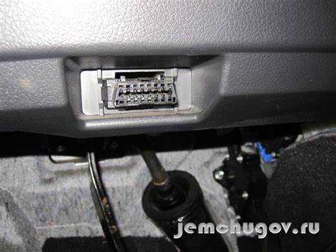 Идеи по стилевому оформлению для ваз в доме