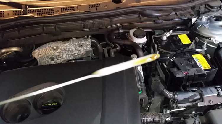 Извлечение щупа и проверка жидкости